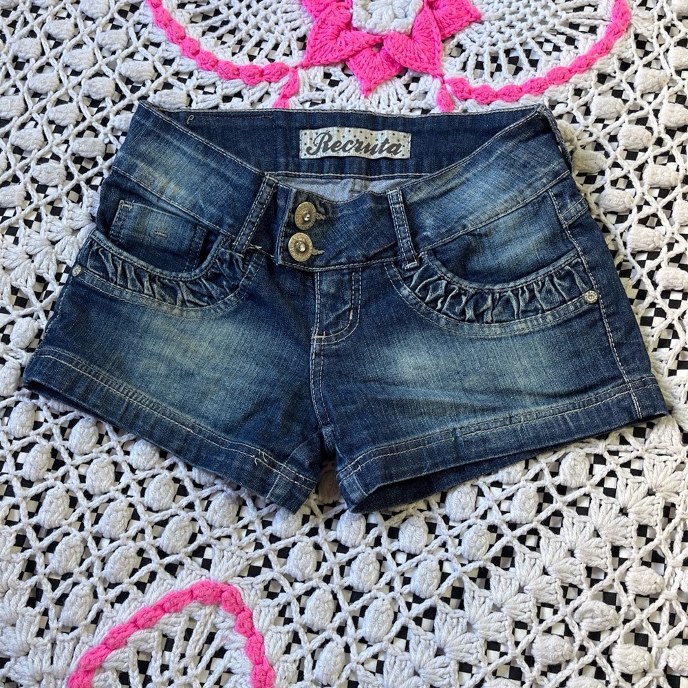Y2k low rise Recruta  Denim Ruffle Pocket Short Shorts in Medium Blue